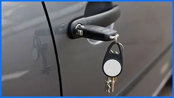Corona del Mar Locksmith Corona del Mar, CA 949-610-0808 - 11-car-lock-pick